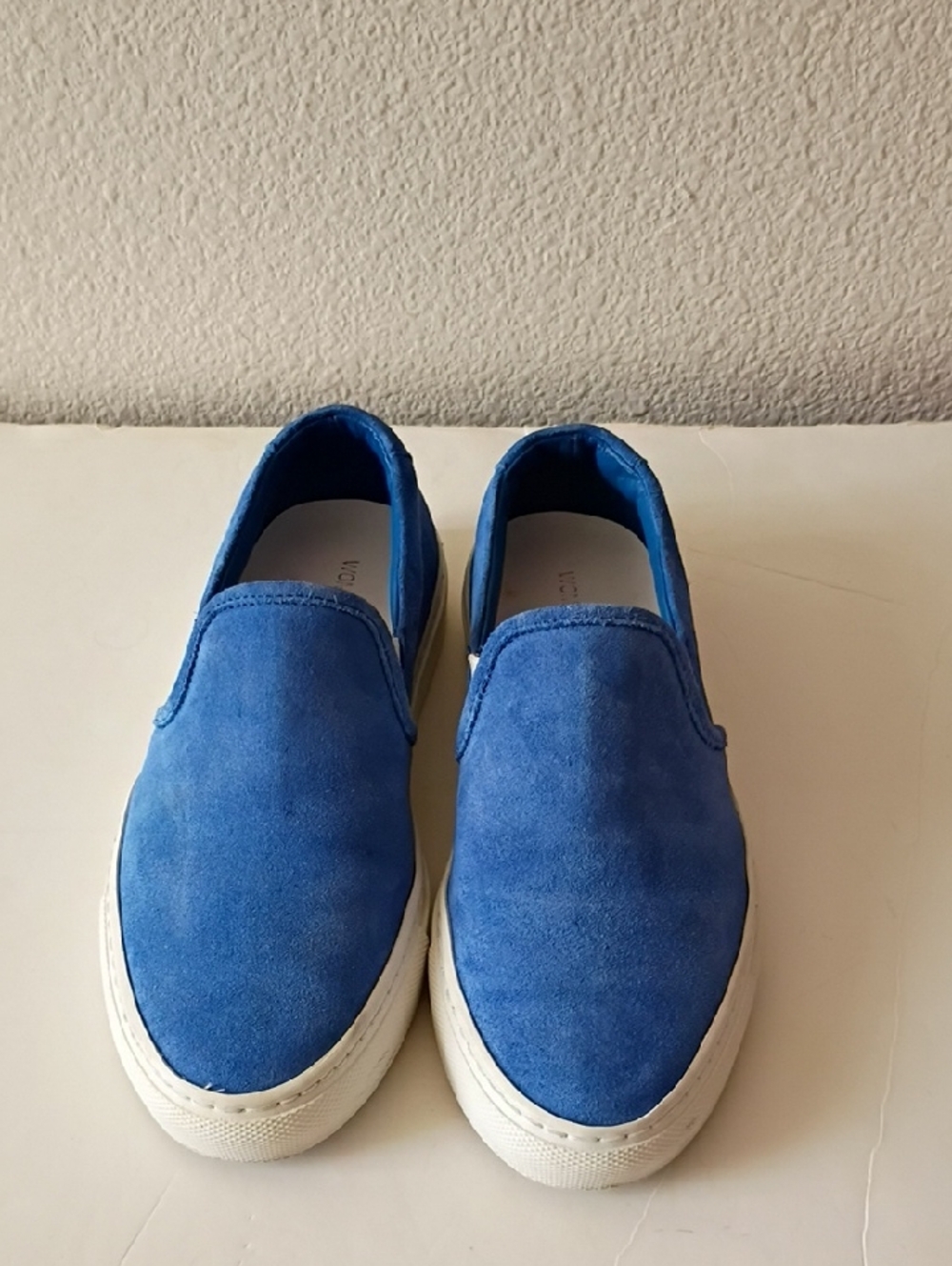 Common Projects Suede Slip-on Sneakers sz 35 Made In Italy - Picture 3 of 10